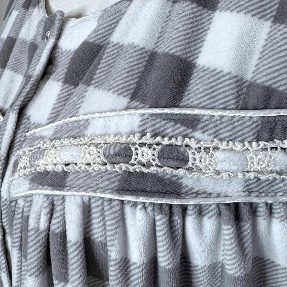LANZ Of SALZBURG Fleece Long Nightgown MED Gray Plaid Lace Trim Cottage Core